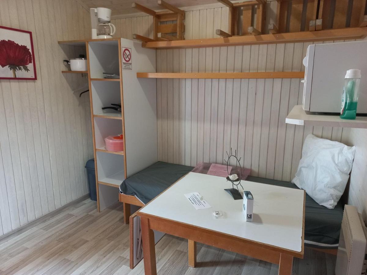 Camping Les Feuilles Chauffailles Экстерьер фото